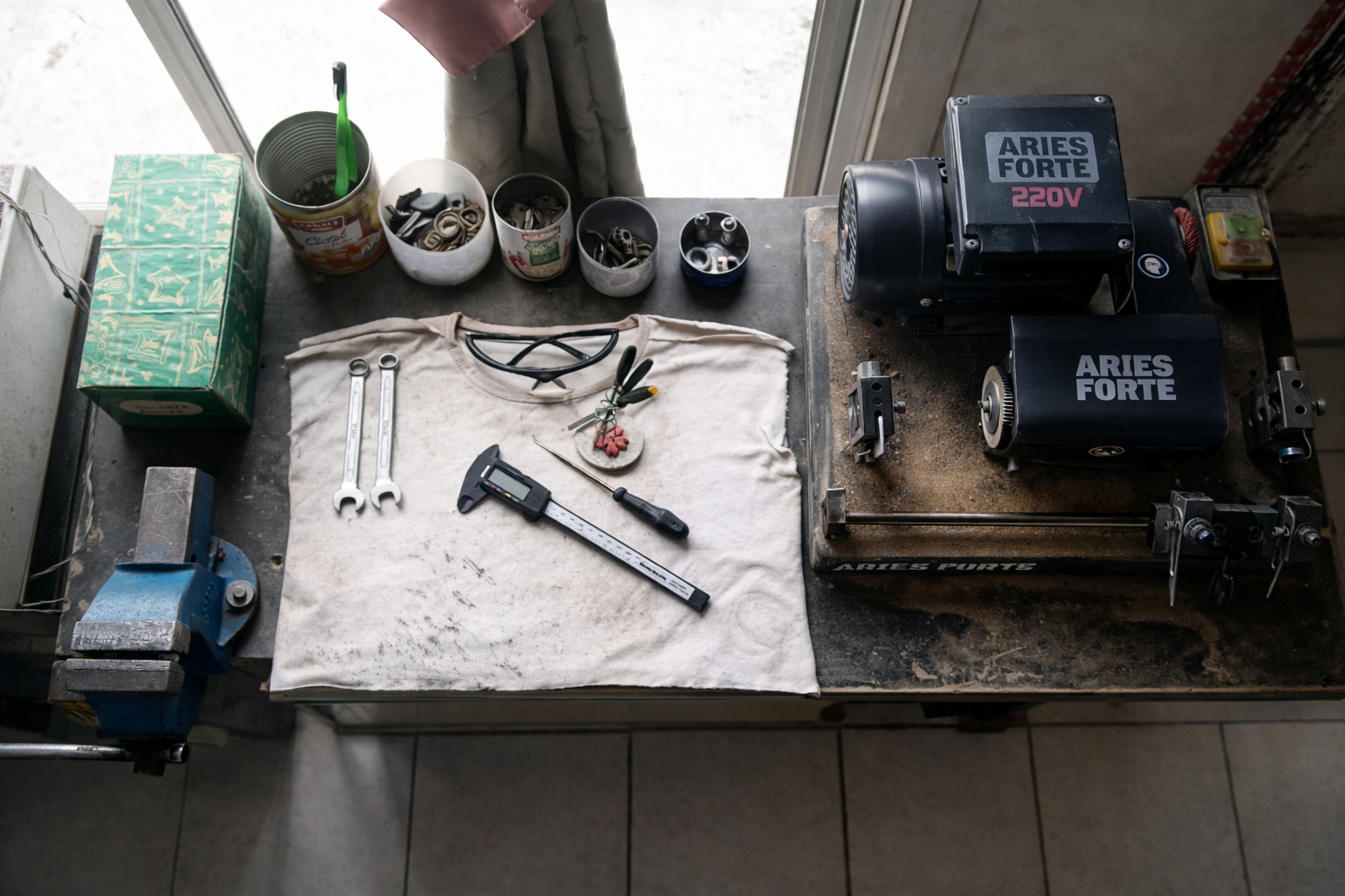 Herramientas de precisión y calibre digital para cerrajería del automotor